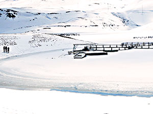 Soğuk hava barajı dondurdu