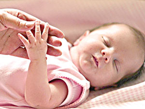 Hüda Par: Süt bankası nesebin kirlenmesine sebep olabilir