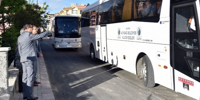 Altındağ Belediyesi'nin kültür gezileri sürüyor