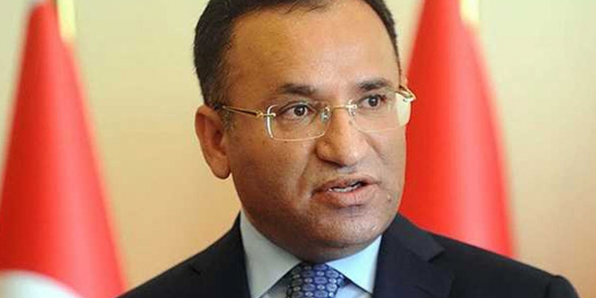 “Tek adamlığa izin vermediği için cumhurbaşkanlığına ‘evet’ diyorum”