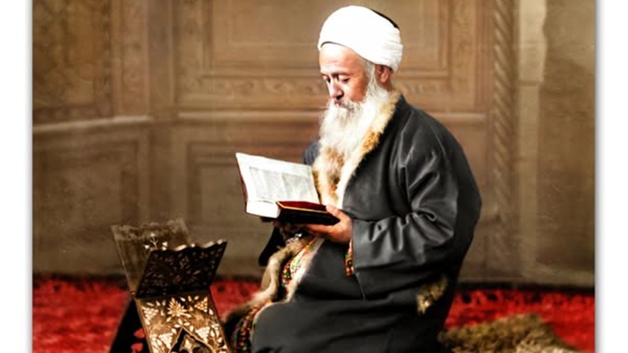 13 Mayıs 1894: Alim/Mutassavvıf Ahmet Ziyauddin Gümüşhanevi’nin vefatı