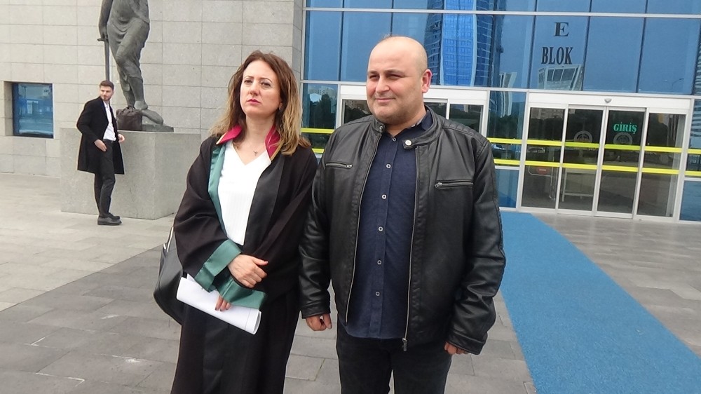 13 milyon liralık ikramiye çıkan kuponu çaldığı iddia edilen kadın ve patronu hakim karşısına çıktı 