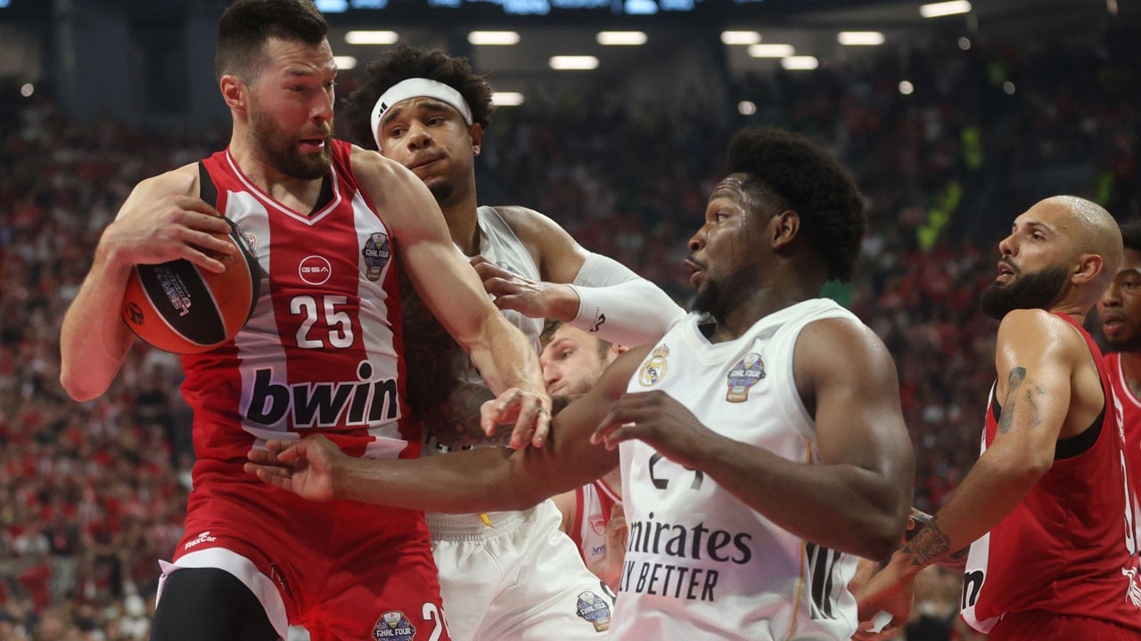 13 yıl sonra gelen kupa! Olympiakos, Real Madrid’i devirip Euroleague şampiyonu oldu