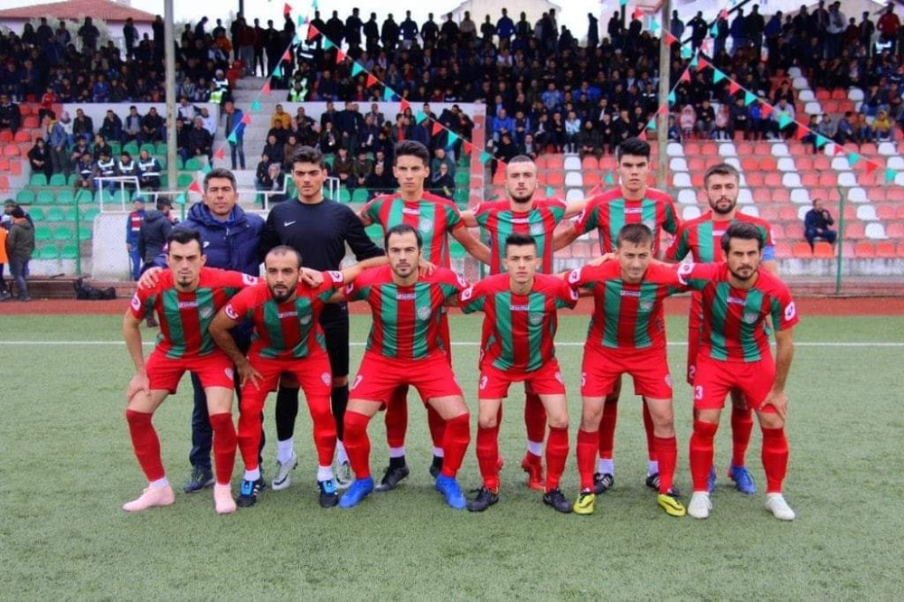 1308 Osmaneli Belediyespor şampiyonluğu garantiledi 