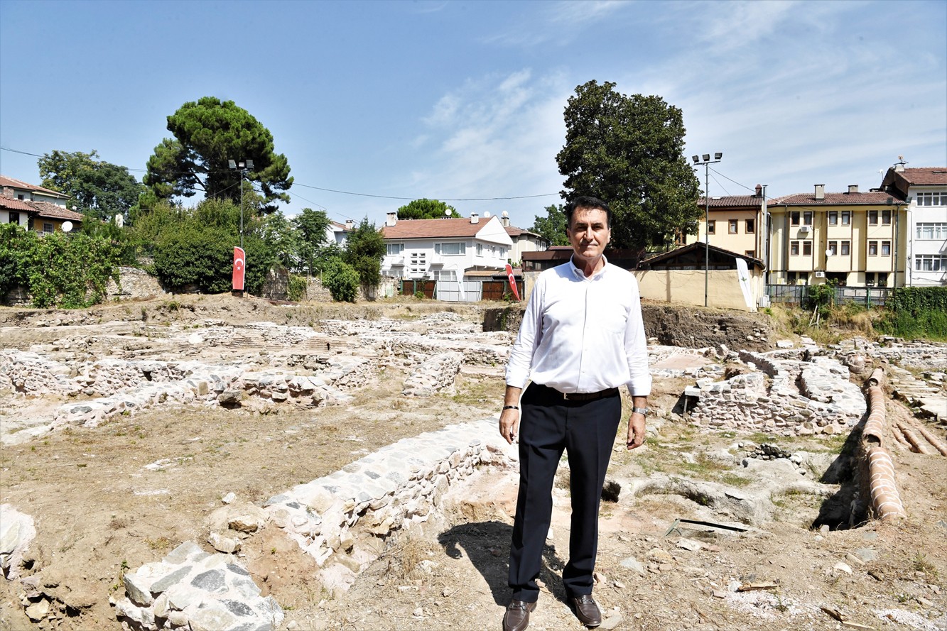 1326 Bursa’sı Hisar’da ortaya çıkıyor