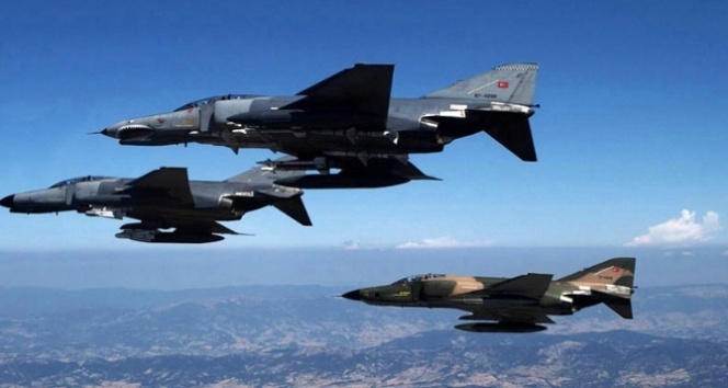 14 F-16 uçağı Suriye sınırında...