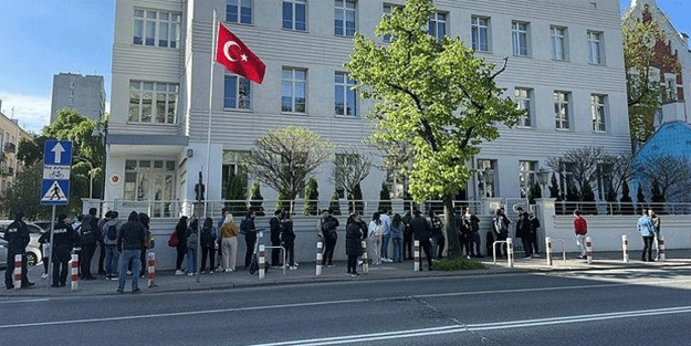 Yurt dışında kaç seçmen oy kullandı? YSK son verileri açıkladı