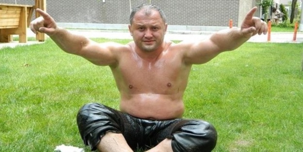 14 milyonluk İstanbul'un tek başpehlivanı!