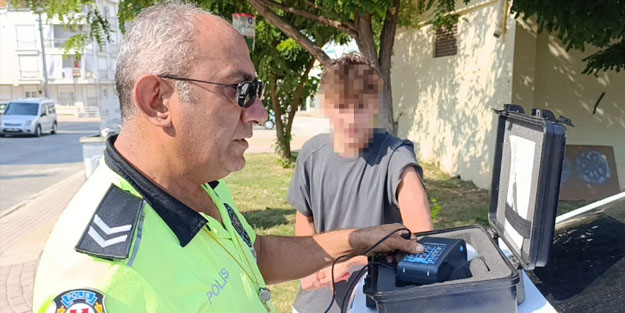 14 yaşındaki trafik canavarı 3 arabayı hurdaya çevirdi!