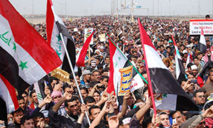 Iraklılar bütün engellemelere rağmen Maliki’ye “Son Fırsat Cuması”na katıldı