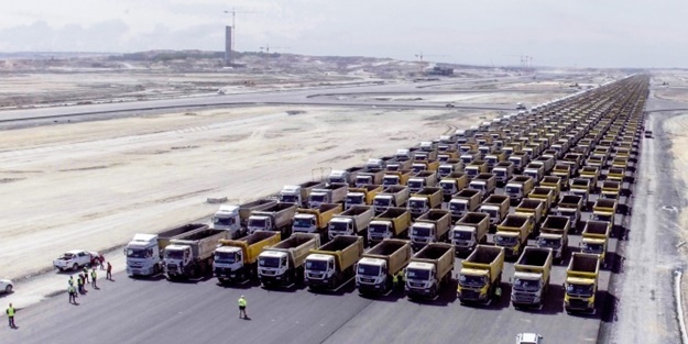 1453 kamyonla İstanbul'un fethini selâmladılar