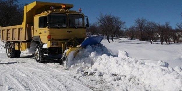 146 köy yolu ulaşıma kapandı
