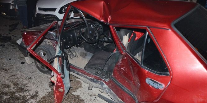 Milas’ta trafik kazası 1’i ağır 4 yaralı