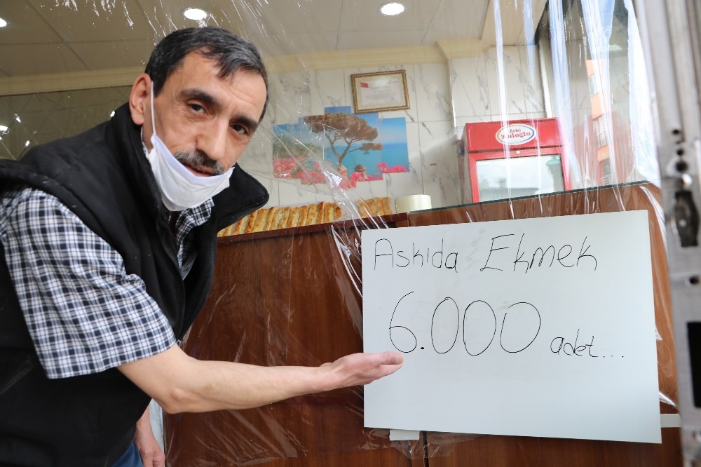15 günde askıda 8 bin ekmek birikti 