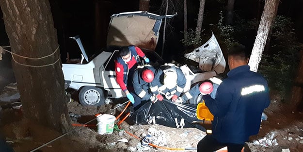 15 metrelik uçurum aileyi ayırdı! Ölü ve yaralılar var