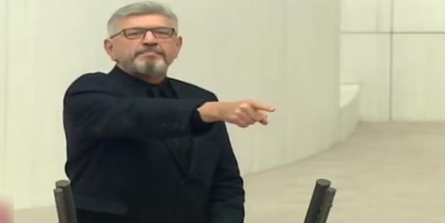 15 Temmuz destanıyla ilgili skandal sözler! SP'li vekil Erbakan'ın kemiklerini sızlattı