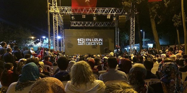 '15 Temmuz En Uzun Geceydi' belgeseli gösterimde
