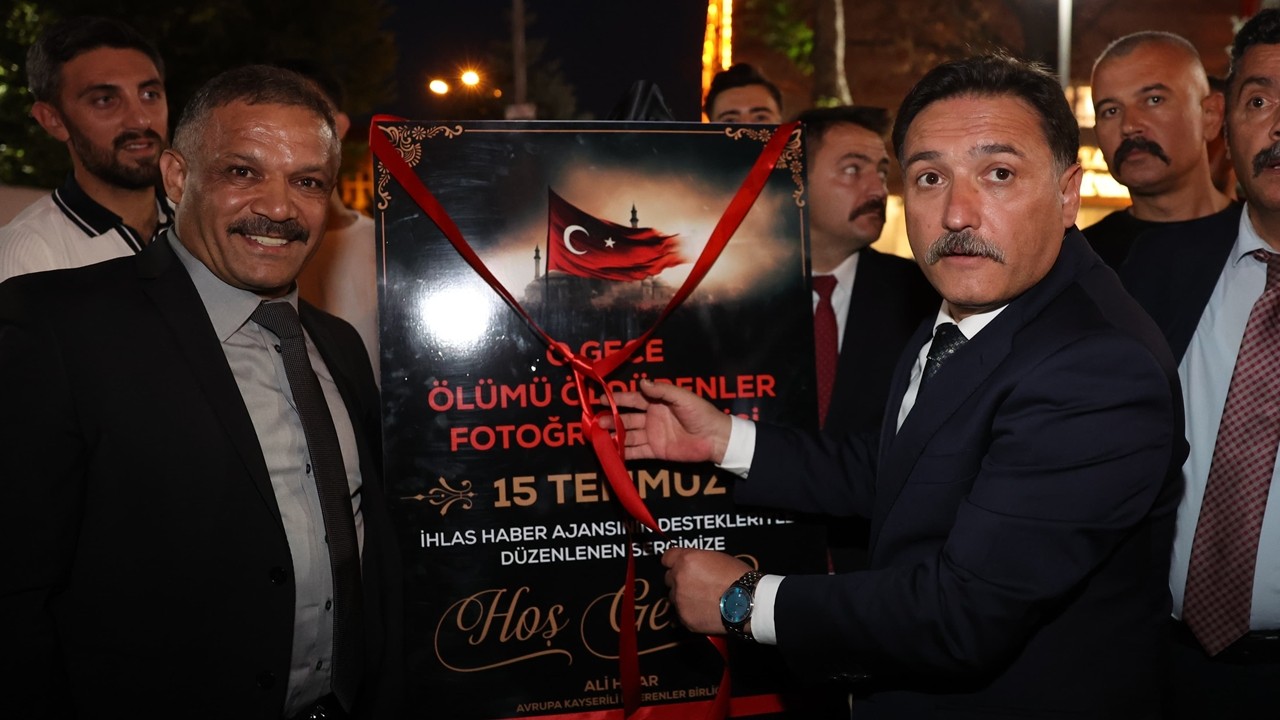 15 Temmuz Fotoğraf Sergisi Kayseri’de Yoğun İlgi Gördü