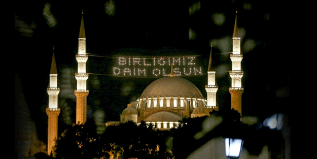 15 Temmuz hain darbe girişiminde verdiğimiz 253 şehit anısına aynısı tekrarlandı