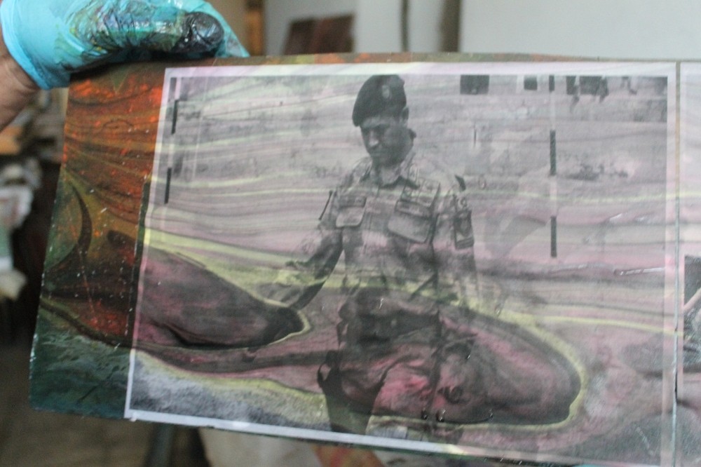 15 Temmuz Kahramanları ebru çalışmasına konu oldu 