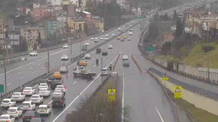 15 Temmuz Şehitler Köprüsü’nde 2 şerit trafiğe kapatıldı