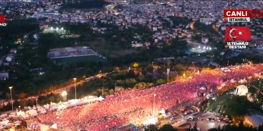 15 Temmuz Köprüsü'nde müthiş kalabalık!