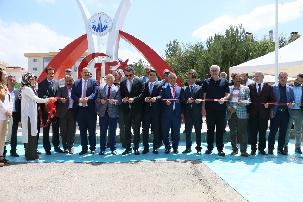15 Temmuz Şehitler Anıtı ve Adalet Parkı hizmete açıldı 