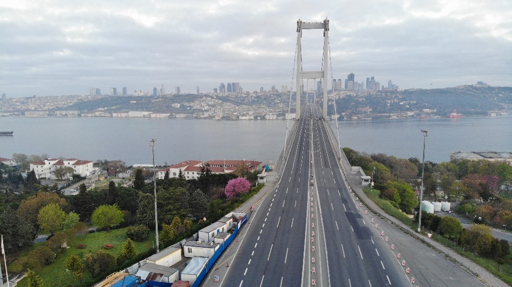 15 Temmuz Şehitler Köprüsü, sokağa çıkma kısıtlamasının üçüncü gününde de boş kaldı 