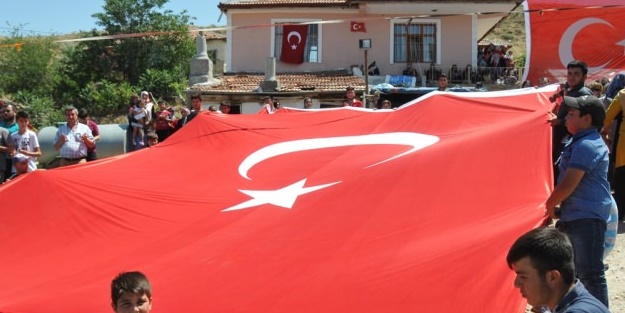 15 Temmuz şehitleri son yolculuğuna uğurlandı