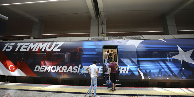 15 Temmuz treni ilk seferi için yola çıktı