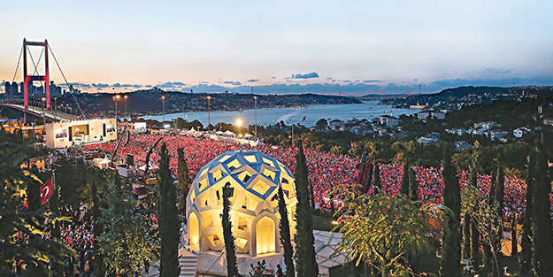 15 Temmuz'dan kenetlenerek güçlenerek çıktık