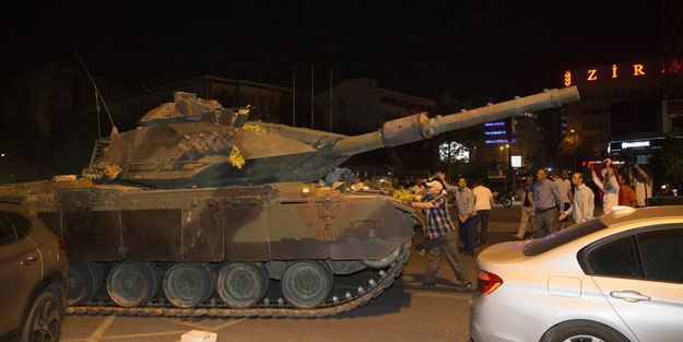 15 Temmuz'la ilgili şok gerçek! Tankçılara 'meskun mahal' eğitimi vermişler
