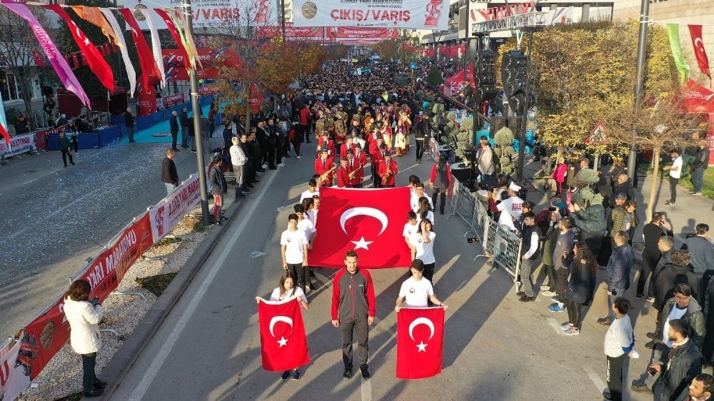 15 ülkeden 85 bin kişi aynı anda koştu 