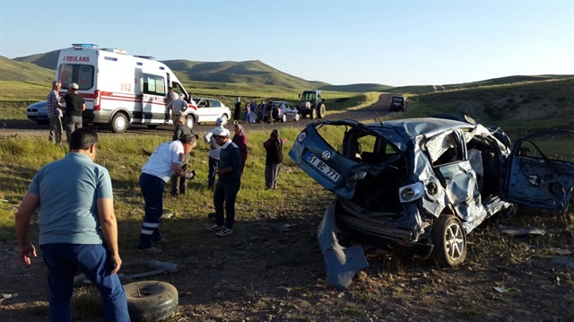 15 yaşındaki çocuğun kullandığı araç takla attı: 2 kişi öldü