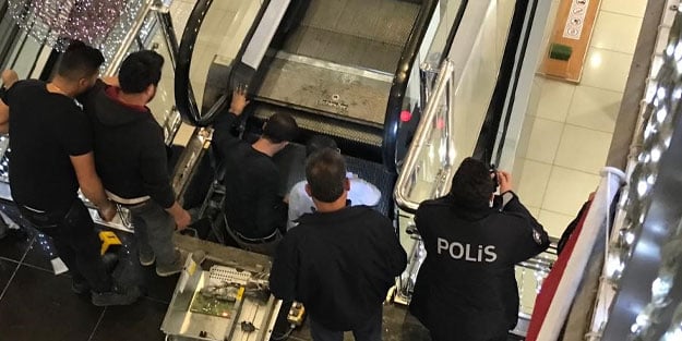 1.5 yaşındaki çocuğun parmakları yürüyen merdivenlerde koptu