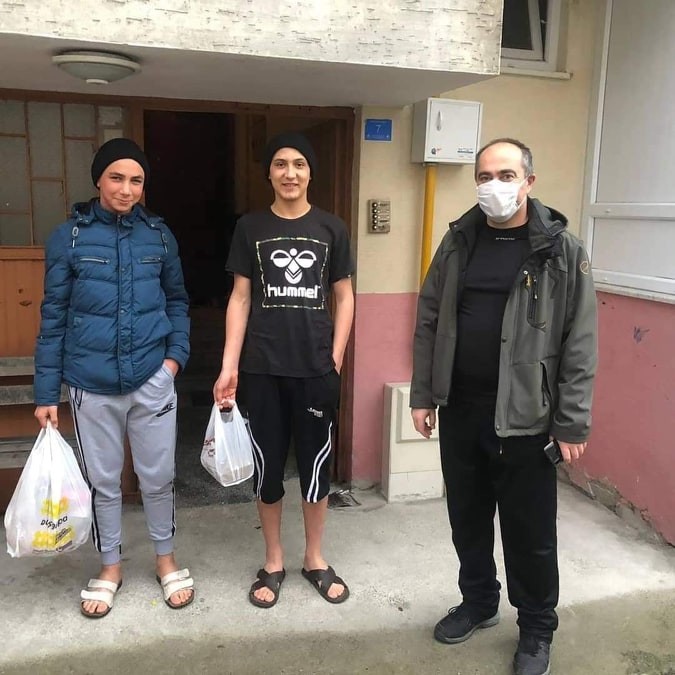 15 yaşındaki gencin ekmek talebini Kaymakam ulaştırdı 
