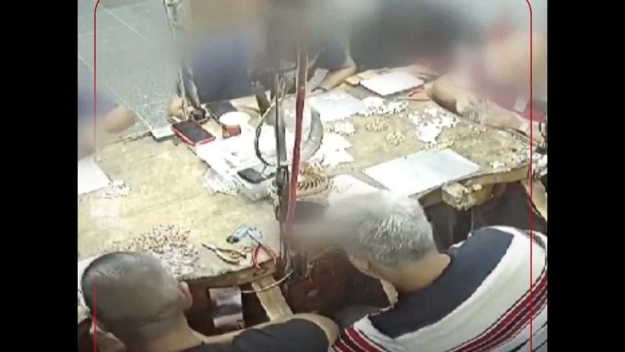 1.5 yılda 7 kilo altın çaldılar! Kuyumcu, çalışanlarına suç duyurusunda bulundu!