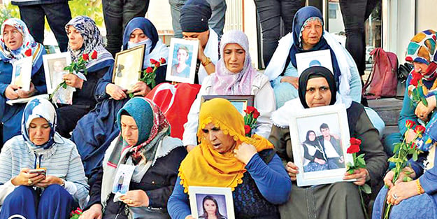 150 anne evladını bekliyor