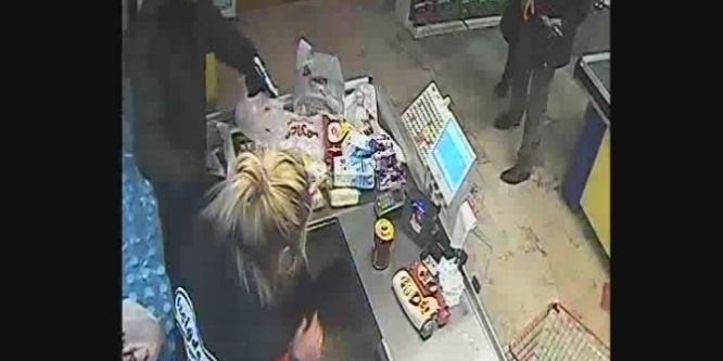 Silahlı gaspçı böyle yakalandı