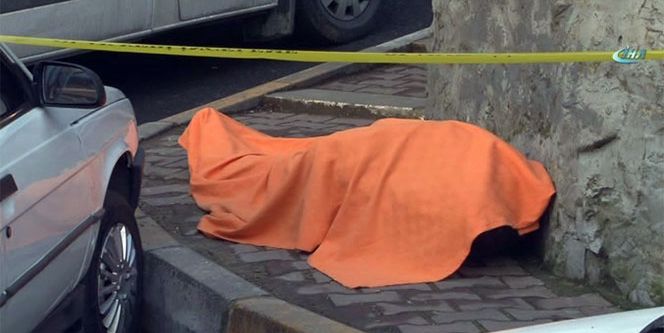 Eşi ve annesi cesedi görünce feryat etti