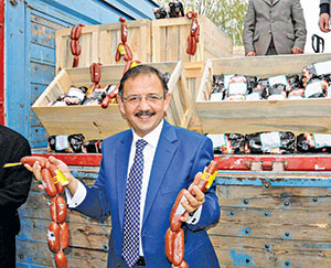 ‘Sucuk paraları Kemal Bey’i öfkelendirdi’