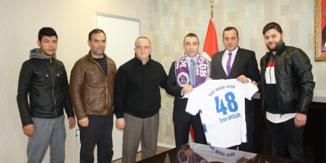 Forma hediye ettiler