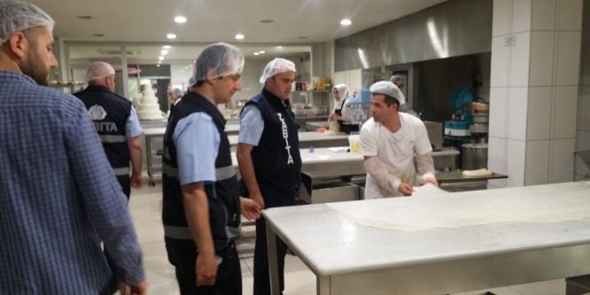 Zabıta ekipleri fırınları denetledi