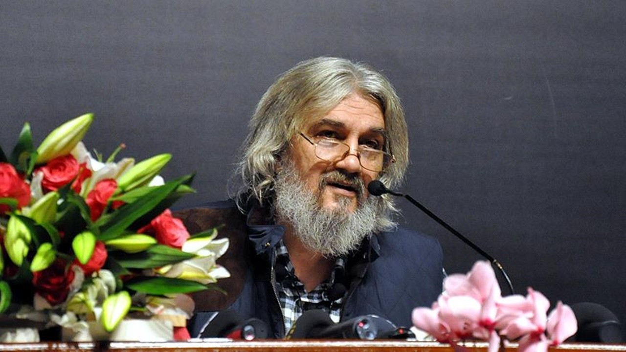 16 Mayıs 2018: Salih Mirzabeyoğlu’nun vefatı (Mütefekkir)