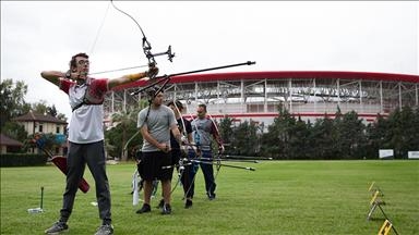 Türk okçuluğunu dünya öğreniyor