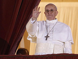 İlklerin Papa’sı