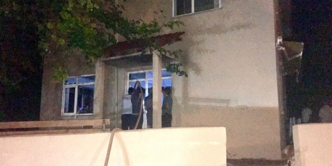 Kastamonu’da tüp gazın alev almasıyla köy konağı yandı
