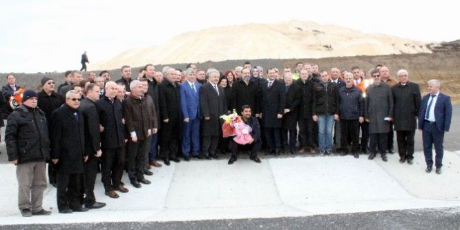 Bakan Ahmet Arslan, Muratlı bölünmüş yolunda incelemelerde bulundu