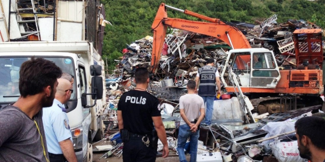 İzmit’te hurdacılara polis baskını