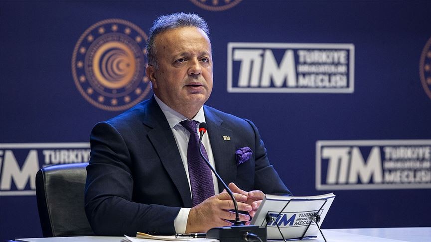 165.9 milyar dolara emin adımlarla yürüyoruz